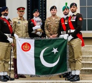Pakistan Army Team wins Pace Sticking Competition at Sandhurst